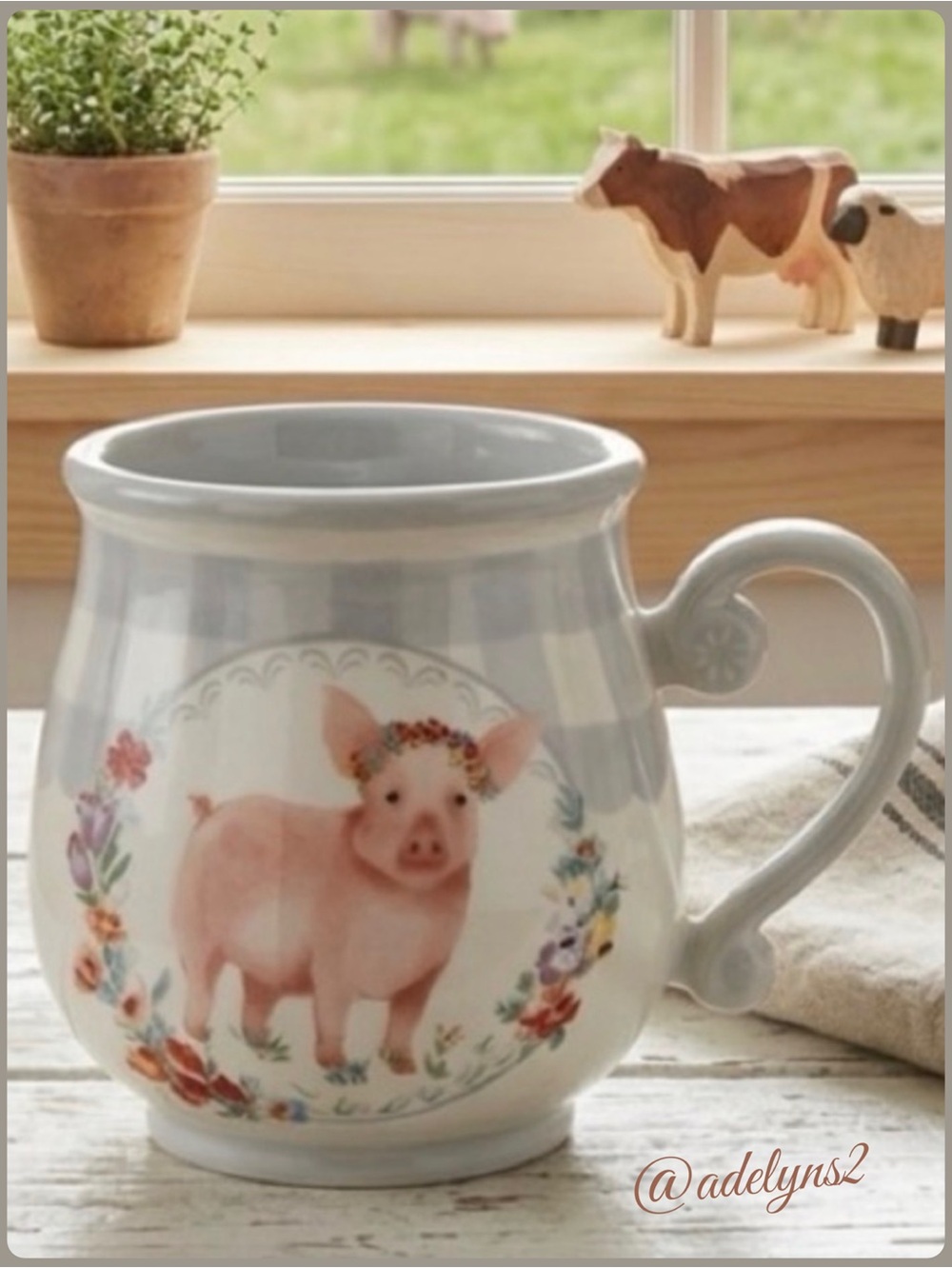 Last One! 🌺 New Pioneer Woman Pink Pig Gray Gingham Checks Mug, Qty 1